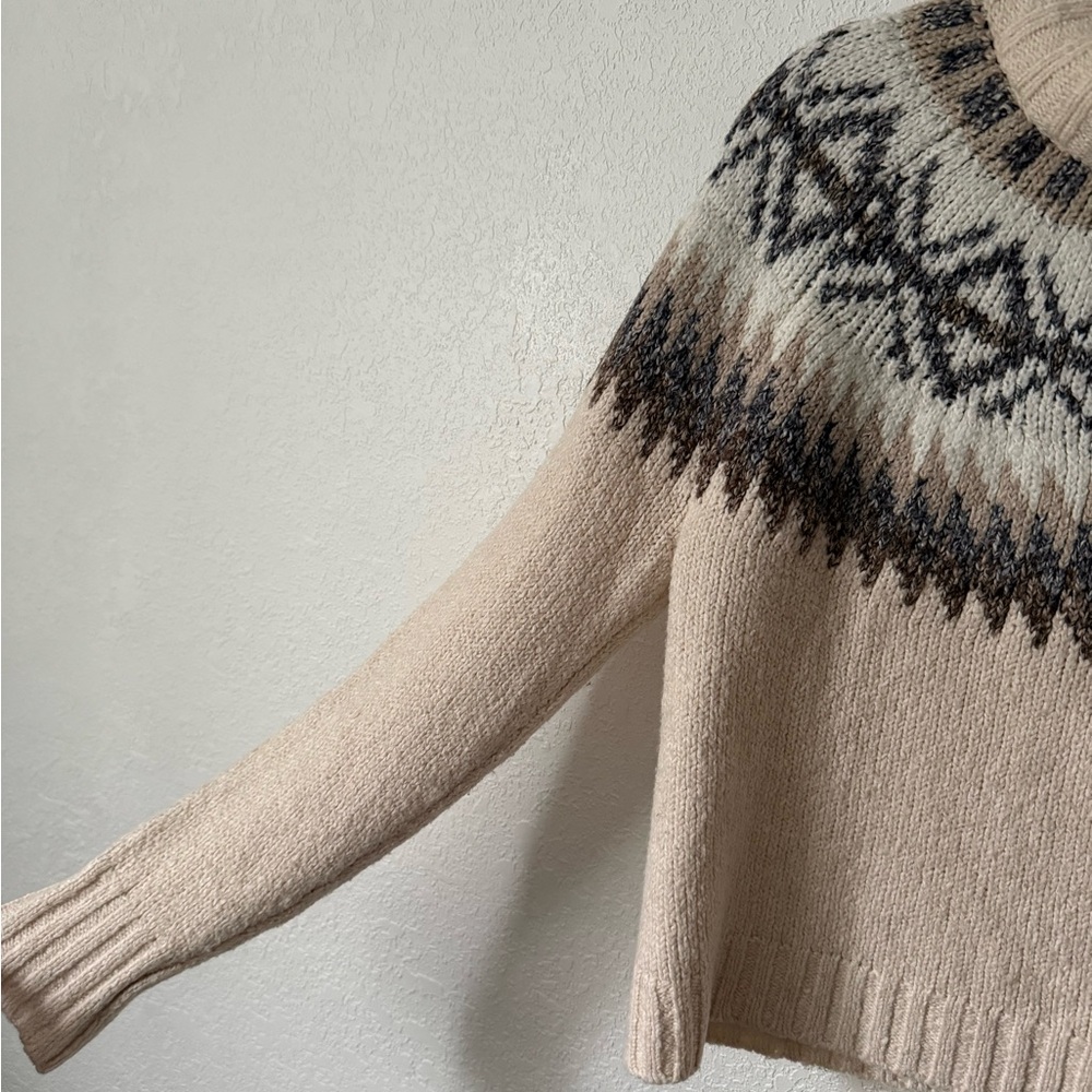 American Eagle Outfitters Sweater, XS - Picture 9 of 9